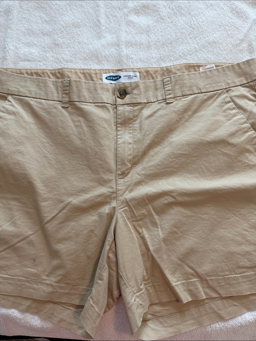 Old Navy Women's Tan Flat-Front Shorts